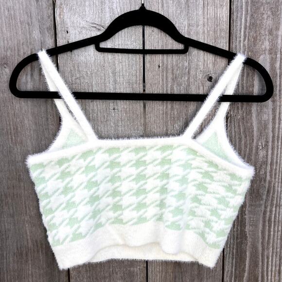Maison Marguerite | Gingham Print Cropped Fuzzy Top Size Medium - Picture 4 of 6